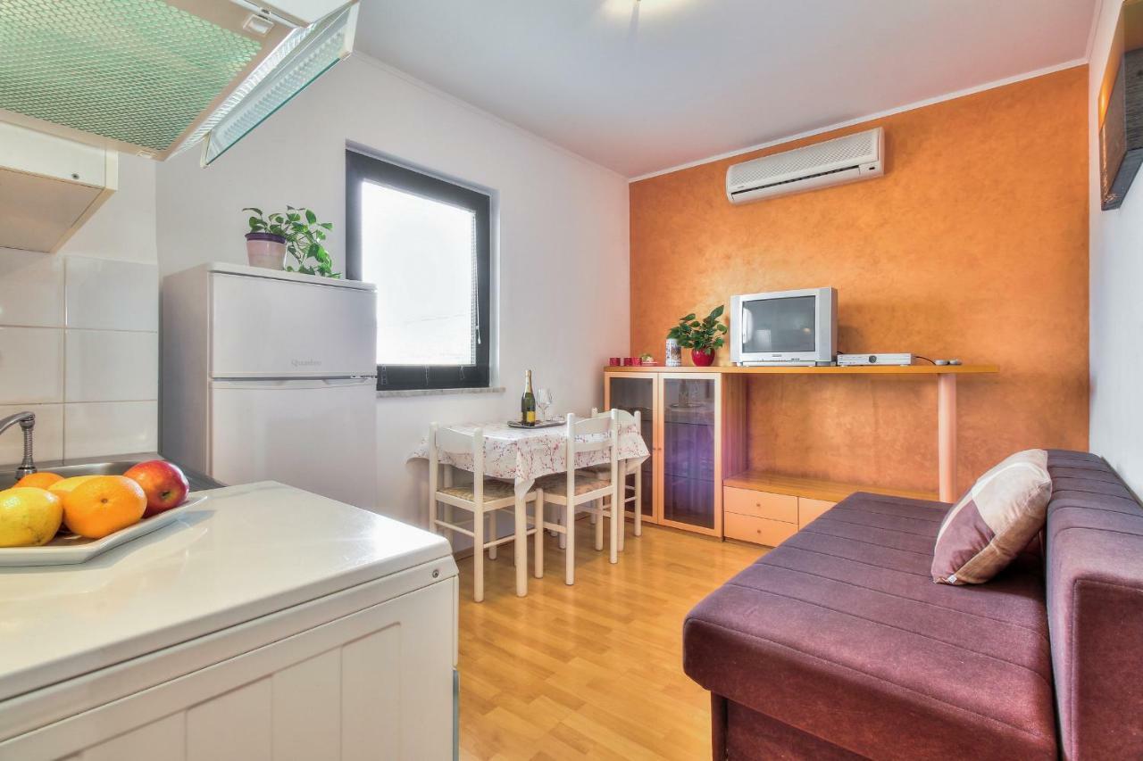 Apartments El Faro 萨武德里亚 外观 照片