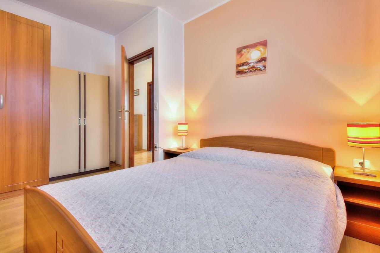 Apartments El Faro 萨武德里亚 外观 照片