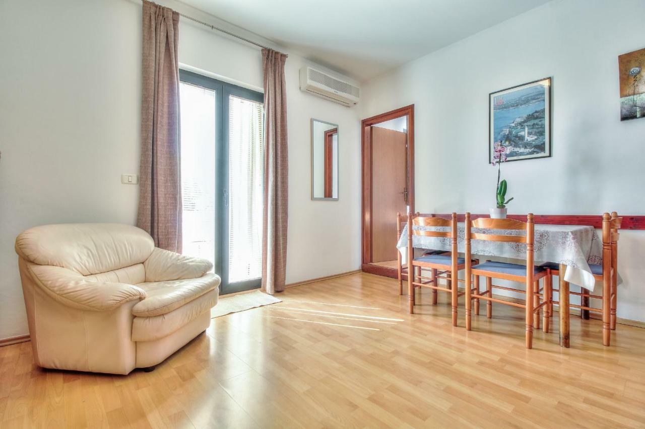 Apartments El Faro 萨武德里亚 外观 照片