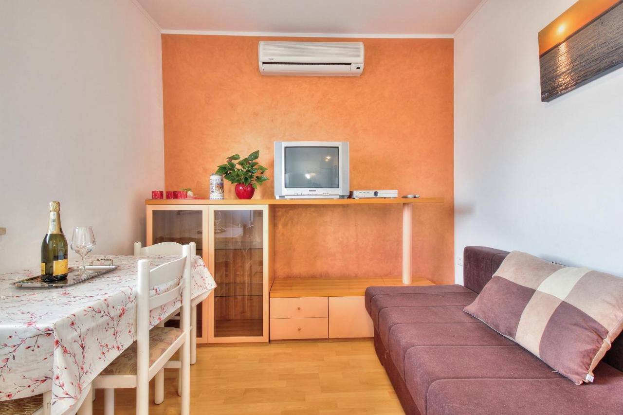 Apartments El Faro 萨武德里亚 客房 照片